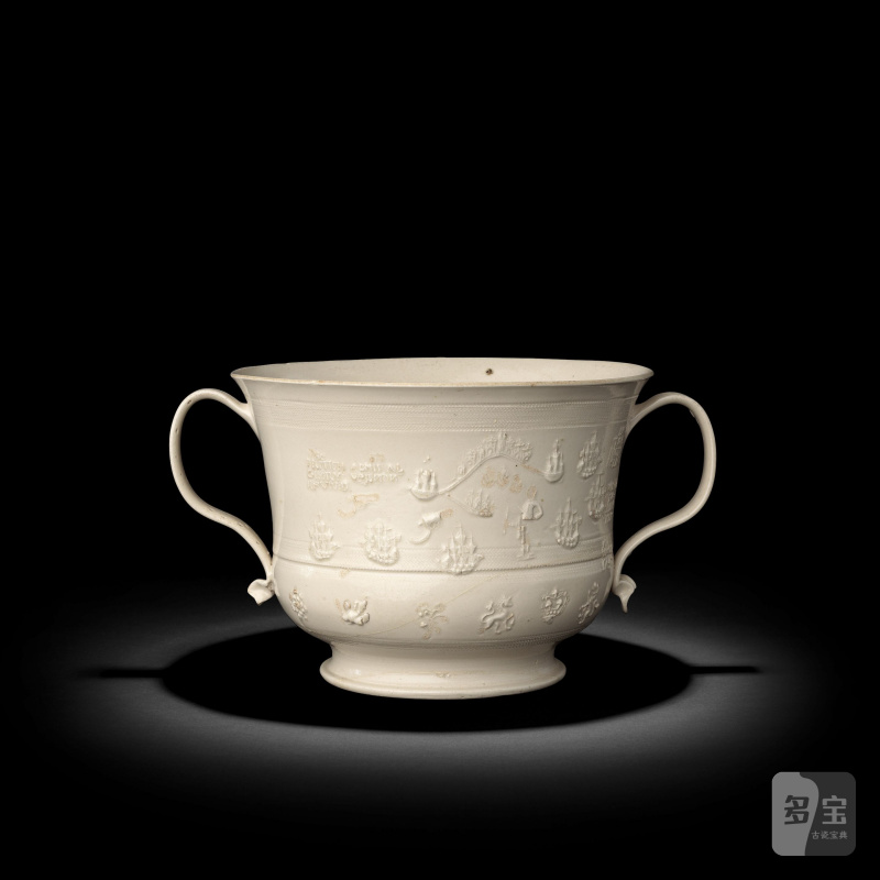 Portobello: A Staffordshire white saltglaze loving cup, circa 1740 - 图3